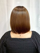 ユーアンボワーズ(U-AMBOISE) 艶感×ナチュラルボブ【寝屋川市駅/光善寺駅】