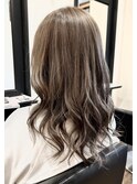 マロンベージュ