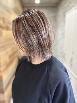 ウェリラバイハク(WeLila by haku) レイヤーボブ/ハイライト/白髪ぼかし