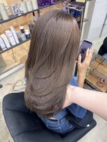 コルプラス(col +plus)&nbsp;レイヤーカット×グレージュ