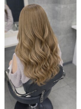 モーション 新宿(motion) ミルクティーベージュ　ダブルカラー　ケアブリーチ