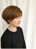 大人可愛いひし形耳かけコンパクト奥行きショートミルクティー
