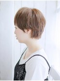 外ハネショートスタイル
