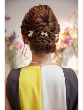 ヘア クチュール ミヨ(HAIR COUTURE MIYO) 結婚式　アップスタイル　リボンの飾り