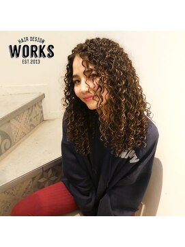 ワークス ヘアデザイン(WORKS HAIR DESIGN) 外国人風スパイラルパーマロングヘア