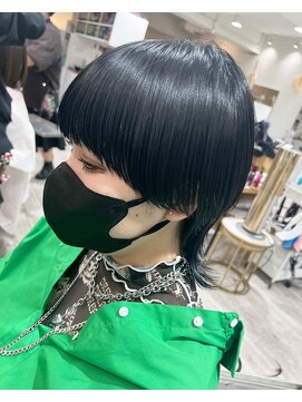 ブティック(boutique) マッシュウルフ　インナーカラーブルーブラック