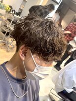 ラヴィズムバイフィフス(LUVISM by fifth) 波巻きスパイラルパーマメンズマッシュパーマツイストパーマ