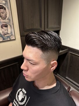 バレス 田町(BALES) [スキンフェード/ツイストスパイラル/田町]