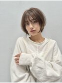 ショートボブ