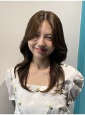 オリーブブラウン