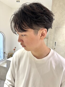 ルク(Luc.) 【大人気】フェザーパーマ×センターパート