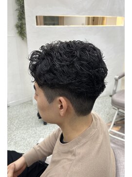 ロストシティ 横浜(LOST CITY) フェザーパーマ サイドパート【緑川】