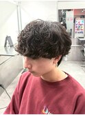 スペインカールスパイキーショートブルーブラックフェザーパーマ