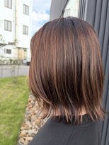 ワーズ インターナショナル(Words international)&nbsp;白髪ぼかしのハイトーン　[muro]