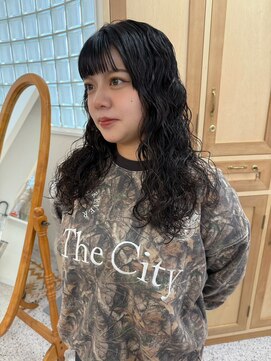 ロマーリ(LOMARLIE) 学生OL主婦ミセス/ロングくるくるパーマ髪質改善パーマ再現性