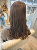 オリーブベージュ