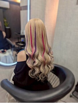 ブランシスヘアー(Bulansis Hair) 王道ギャル原色ハイライト!