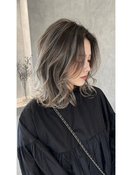 ピース バイ シータ(PEACE by CITA) 【KENJI】白髪ぼかしバレイヤージュミルクティー20代30代40代