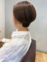 エミス バイ メルト 吉祥寺(emis by melt)&nbsp;【吉田】インナーカラーミルクティーベージュショートヘアボブ