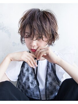 カムジーヘッド(COMEGHEAD) ショートレイヤー×ハイライト【熊本/南区/平成/平成駅】