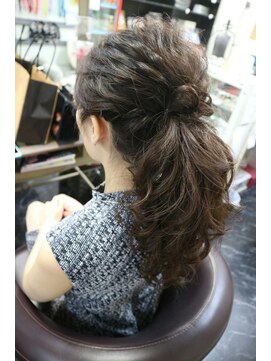 エヌエービー 池袋店(N.A.B.) ローポニー