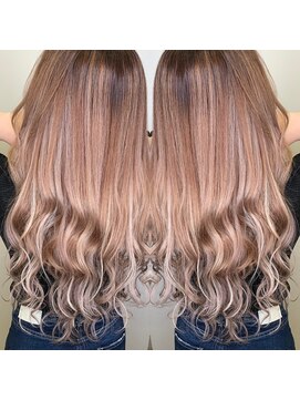 ビューティ スタジオ モッズ トウキョウ(beauty studio M.O.D TOKYO) ピンクベージュ×エクステハイライト