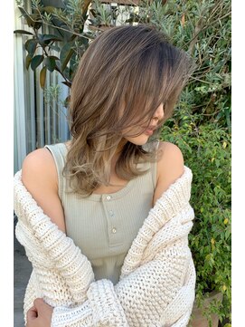 トルネード(TORNADO) ハイライトバレイヤージュレイヤーカット　n11.16