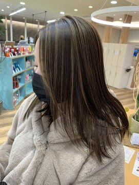 ザ ラブズ ラフズ ヘアー 本店(the loves laughs hair) 白髪を可愛くシリーズ2