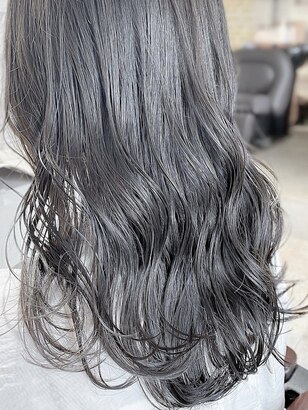 2025年春】グレーブラックの髪型・ヘアアレンジ｜人気順  