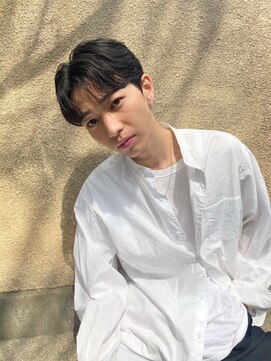 コンティニュー オモテサンドウ(CONTINUE OMOTESANDO) 大人気！韓国風カルマパーマセンターパートメンズヘア