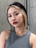 サンク 原宿 表参道(cinq)&nbsp;コントラストのあるベージュカラーのインナーカラー