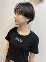 ミイロ(miiro) ナチュラルグレージュのセンターパート