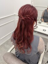 リルミー(Lilme)&nbsp;【ヘアメ】お呼ばれヘア＊ねじりハーフアップ＊新井