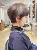 小顔に見えるショート前髪イメチェンネビージュ黒髪白髪ぼかし