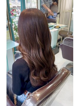 クローバー(CLOVER) 大人上品な韓国風ヘア♪