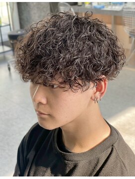 デュー 栄(DEW) 【DEW】プードルパーマ/スペインカール/波巻きパーマ