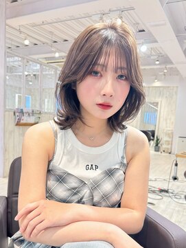 レイラバイアフロート 吉祥寺(Lila by afloat) 顔まわりレイヤー/くびれミディアム/レイヤーロブ/吉祥寺