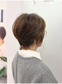 ショートボブ