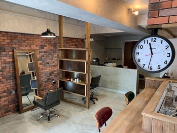 リジャム(Re:Jam)の写真/無駄な待ち時間、一切なし。シャンプーから仕上げまでマンツーマンの最短ルート。忙しい男のタイパ重視店