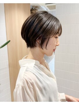 ファムバイアヴァンス(Femme by AVANCE.) 丸みショートで抜け感カジュアル