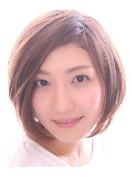 ヘアーリゾート ラウレア(Hair Resort LAULEA) ネープレス前下がりボブ