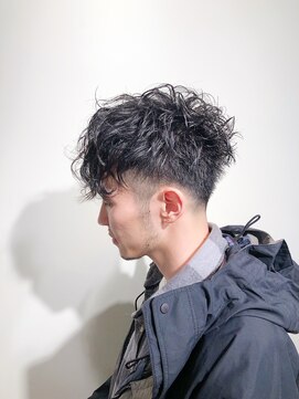 ナイン(9) ◎ツーブロックパーマ