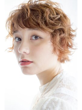 ビューティーアンドケアカロン(Beauty and Care CALON) 【銀座】自然な血色感で幸せを呼び込むベージュカラー