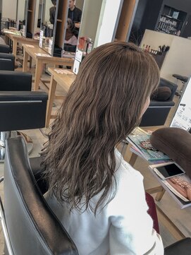 ヘアーメイク アディクト(HAIR MAKE addict) コテで巻いた風パーマ hair make addict 町田 有理佳