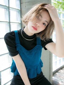 リリアン 表参道(relian) 夏にピッタリハイトーン外ハネショート