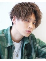 ザ サードヘアー 津田沼 (THE 3rd HAIR) ツイストパーマスパイラルセンターパート