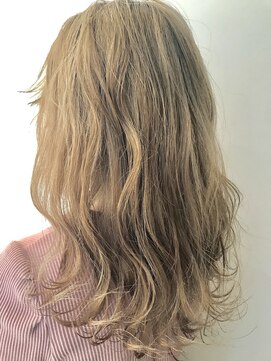 ゼル 桶川ベニバナウォーク店(ZELE) ハイトーン☆アッシュ