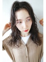 エン(enn.)&nbsp;黒髪×エアリーミディ