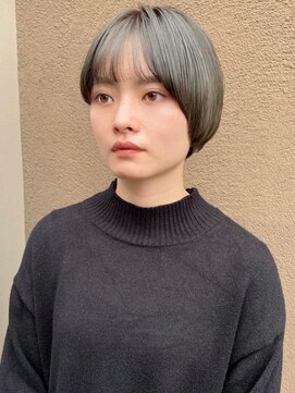 トップヘアー アヴェニュー 刈谷(TOPHAIR Avenue) ジェンダーレスなグレーカラーコンパクトショート/メンズライク