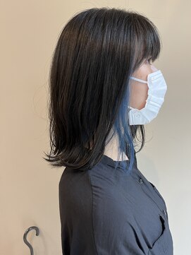 デイリリーバイアメリア 川西店(daylily by Ameria) ミディ×イヤリングカラー水色→白井　涼貴